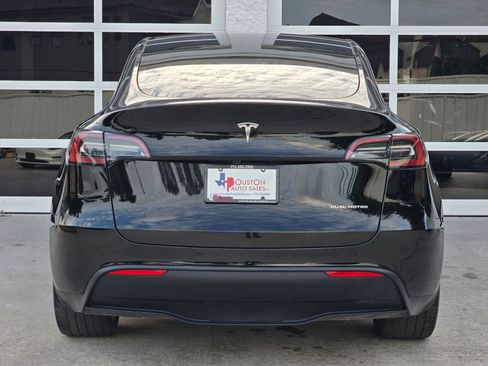 Used 2023 Tesla Model Y Long Range AWD/4WD image 6