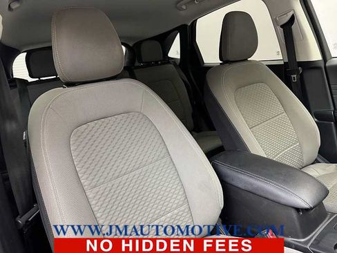 Used 2022 Ford Escape SE FWD image 20