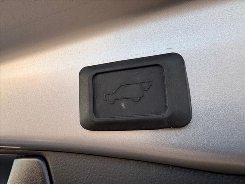 Used 2025 Toyota RAV4 XLE Premium w/ Weather Package image 10