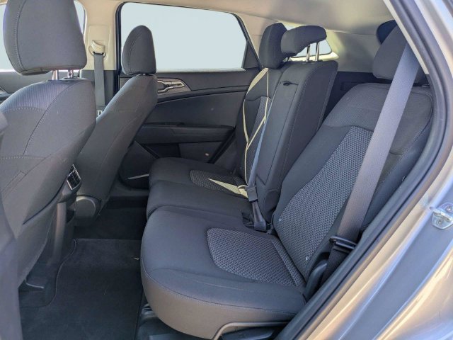 Used 2023 Kia Sportage LX AWD/4WD image 22