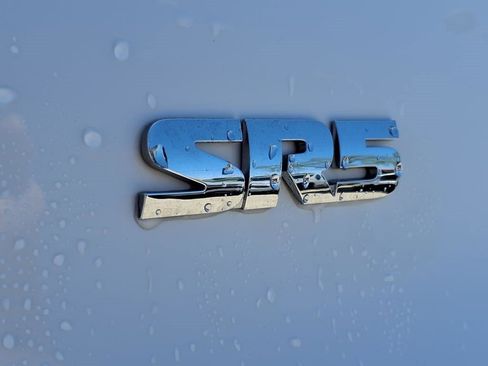 Used 2022 Toyota 4Runner SR5 Premium image 3