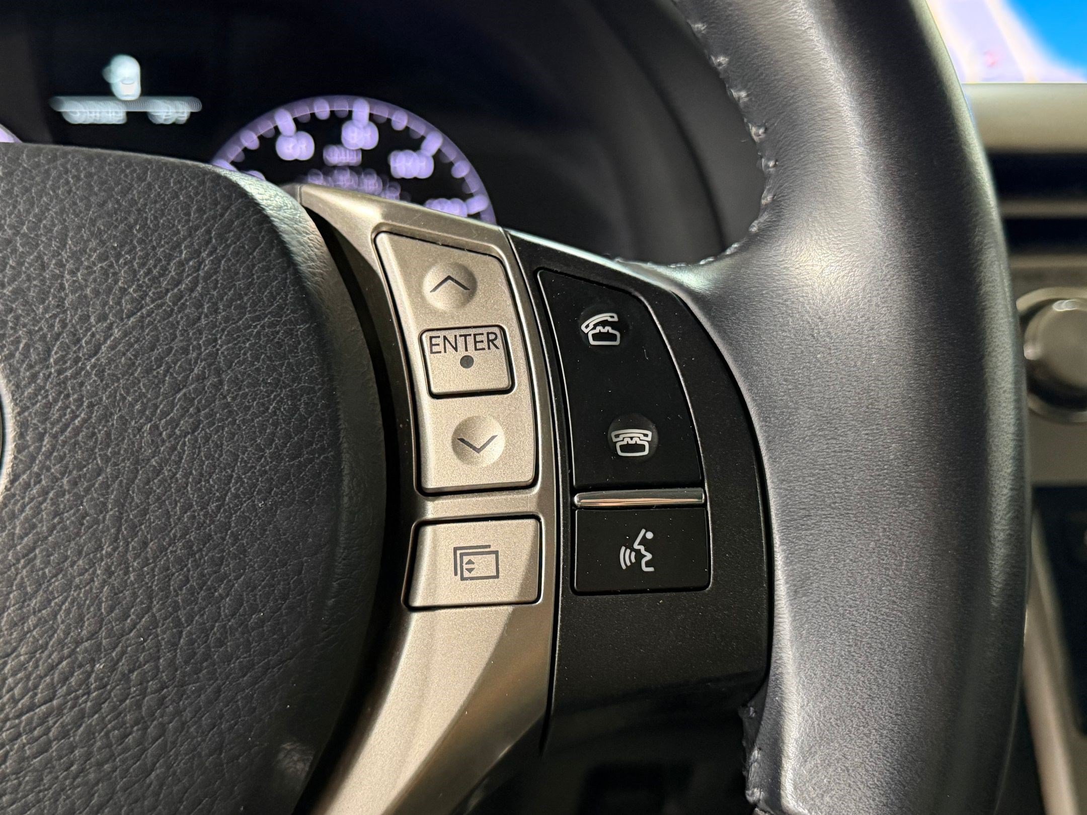 Used 2013 Lexus RX 450h FWD w/ Navigation Pkg image 15