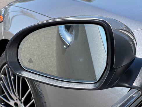 Used 2023 Mercedes-Benz C 300 Sedan image 10