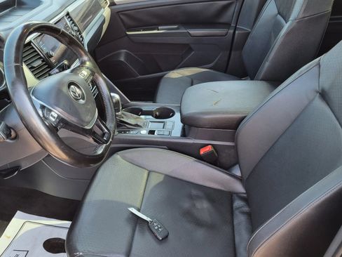 Used 2018 Volkswagen Atlas SEL FWD image 16