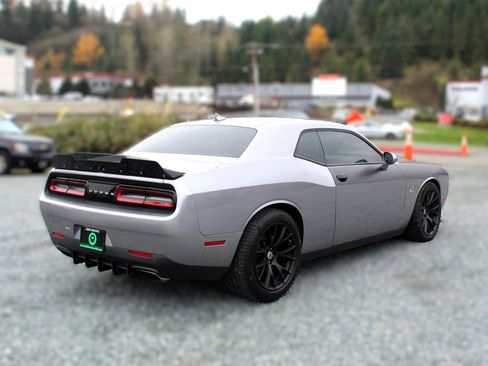 Used 2018 Dodge Challenger R/T Scat Pack image 7