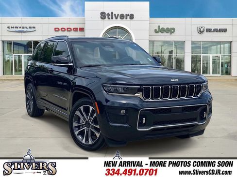 Used 2024 Jeep Grand Cherokee Overland w/ Adv Protech Group III AWD/4WD image 1