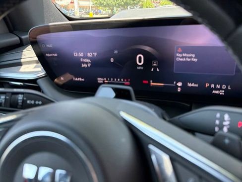 Used 2025 Buick Enclave Avenir w/ Super Cruise Package AWD/4WD image 19