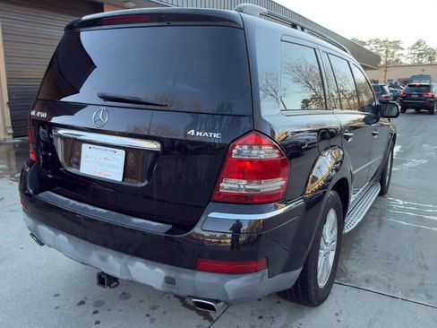 Used 2009 Mercedes-Benz GL 450 GL 450 4MATIC AWD 4dr SUV image 17