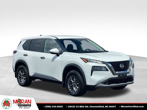 Used 2022 Nissan Rogue S AWD/4WD image 7