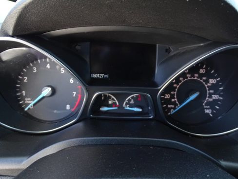 Used 2019 Ford Escape SE image 17