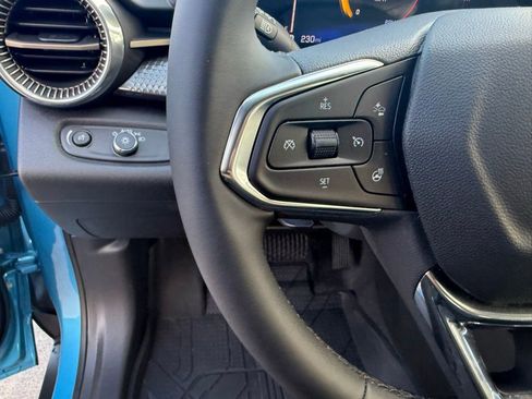 New 2025 Chevrolet Trax ACTIV w/ Sunroof Package image 23