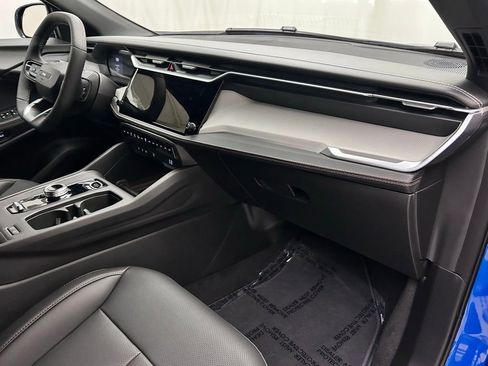 New 2026 Jeep Cherokee Laredo image 18