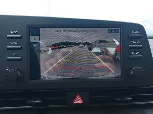 New 2026 Hyundai Elantra Sport FWD image 19