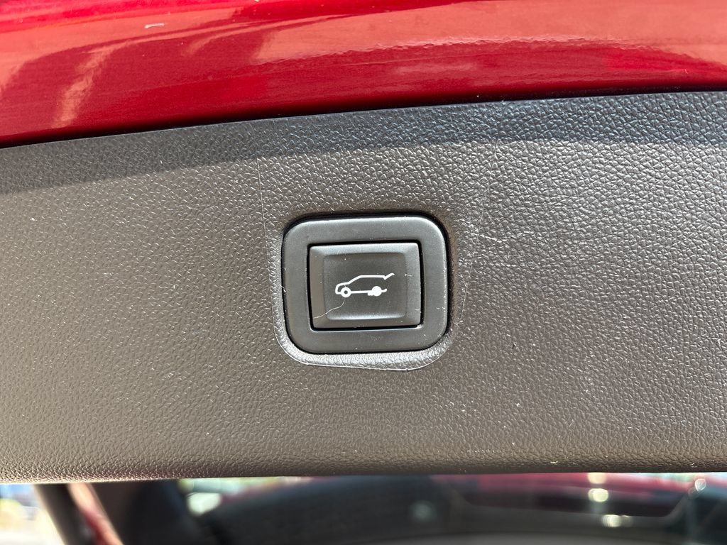 Used 2022 Chevrolet Blazer LT FWD image 41