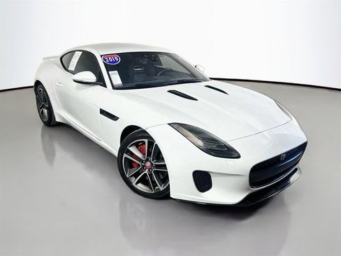 Used 2019 Jaguar F-TYPE Coupe RWD image 2