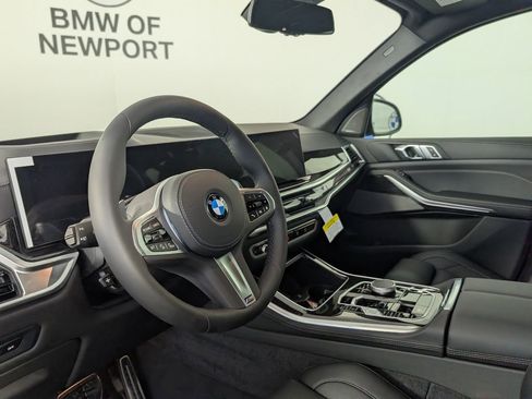 New 2026 BMW X5 xDrive40i w/ M Sport Package image 11