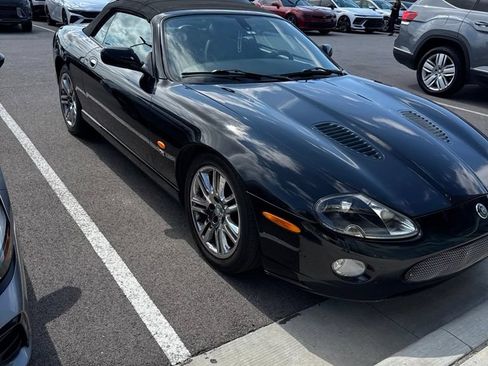 Used 2005 Jaguar XK8 Convertible RWD image 2