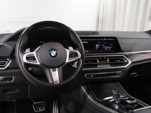 Used 2022 BMW X5 M50i w/ Executive Package image 6
