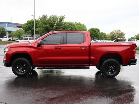 Used 2024 Chevrolet Silverado 1500 LT Trail Boss w/ Convenience Package II AWD/4WD image 33