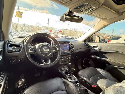 Used 2018 Jeep Compass Limited w/ Navigation Group image 16