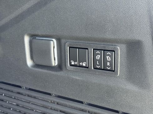 New 2026 GMC Yukon Denali AWD/4WD image 28