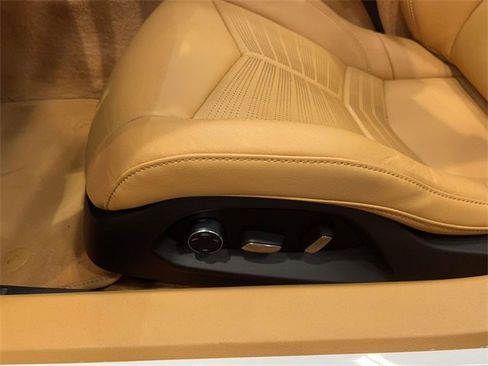 Used 2025 Chevrolet Corvette Stingray Premium Conv w/ Battery Protection Package image 20