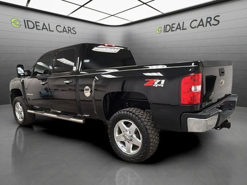 Used 2012 Chevrolet Silverado 2500 LT w/ Interior Plus Package AWD/4WD image 7