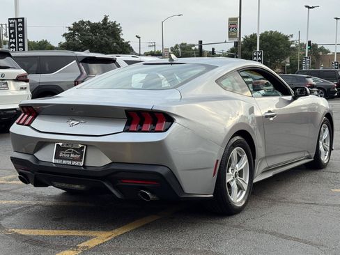 Used 2024 Ford Mustang Coupe RWD image 10