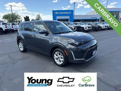 Used 2025 Kia Soul LX w/ LX Technology Package