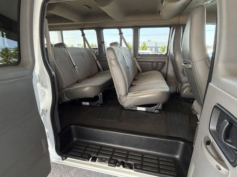 Used 2024 Chevrolet Express 3500 LT w/ LT Preferred Equipment Group RWD image 23