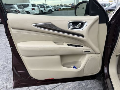 Used 2014 INFINITI QX60 AWD w/ Premium Plus Package image 10