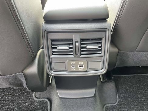 Certified 2025 Subaru Forester Premium w/ Convenience Package #2 image 13