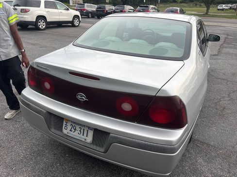 Used 2001 Chevrolet Impala FWD image 10