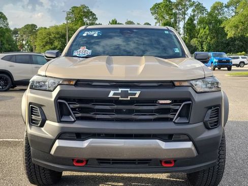 Certified 2024 Chevrolet Colorado Trail Boss w/ LPO, Dark Essentials Package AWD/4WD image 9