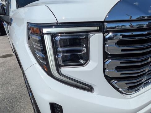 Used 2023 GMC Sierra 1500 Denali w/ Denali Reserve Package image 9