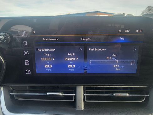 Used 2025 Chevrolet Trax LT image 20