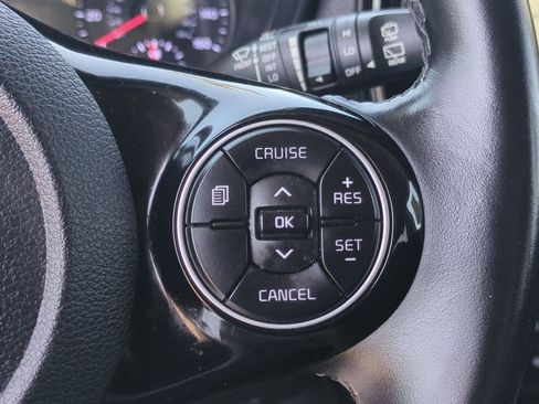 Certified 2021 Kia Soul EX FWD image 13