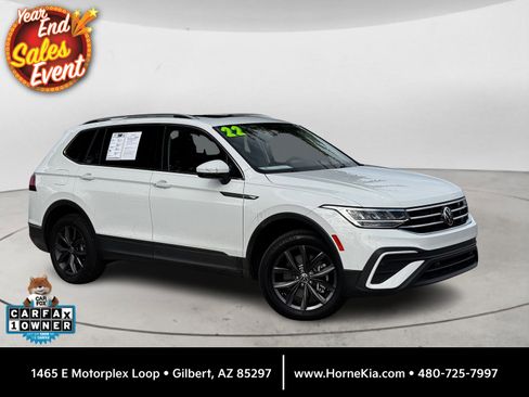 Used 2022 Volkswagen Tiguan SE image 1