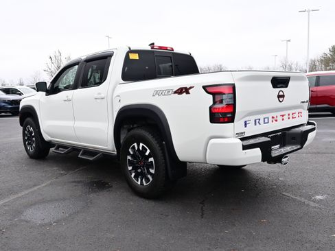 Certified 2022 Nissan Frontier PRO-4X image 6