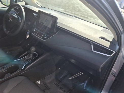 Used 2024 Toyota Corolla LE FWD image 6