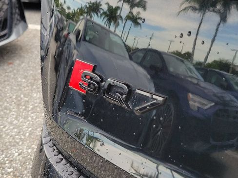 Used 2023 Audi SQ7 Premium Plus AWD/4WD image 7
