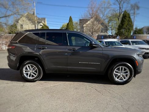 New 2026 Jeep Grand Cherokee Laredo AWD/4WD image 4