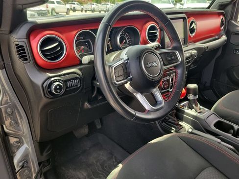 Used 2022 Jeep Gladiator Rubicon w/ Trailer Tow Package AWD/4WD image 10