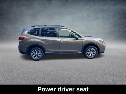 Used 2019 Subaru Forester Premium w/ All-Weather Package image 8