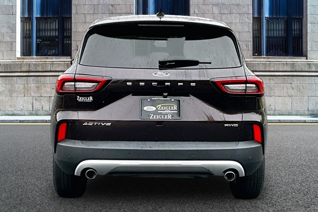 Certified 2023 Ford Escape Active w/ Tech Pack #1 AWD/4WD image 4