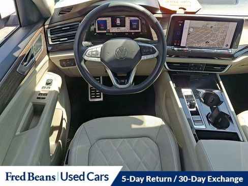 Certified 2025 Volkswagen Atlas SEL Premium R-Line AWD/4WD image 12
