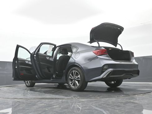 Used 2022 Kia Forte LXS FWD image 50