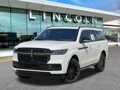 New 2025 Lincoln Navigator L Reserve w/ Jet Appearance Package