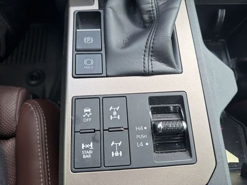 Used 2025 Toyota Land Cruiser w/ Premium Package AWD/4WD image 11