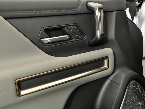 New 2025 GMC Hummer EV 3X image 6